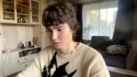 Faust online show from 10/08/25, 12:03