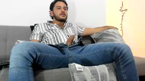 Snapshot of favid95 chatting on 01/11/25, 11:13 favid95 online show from 01/11/25, 11:13