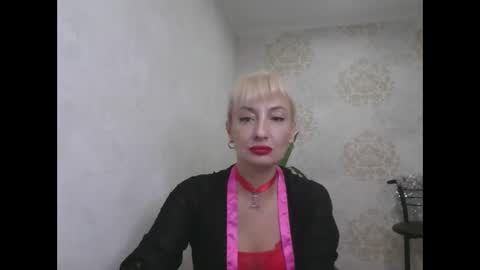 favorite_angel online show from 01/02/25, 10:11