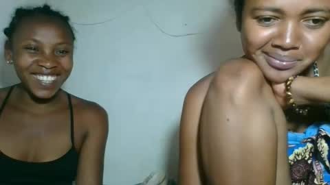 fayence09 online show from 11/24/25, 11:10