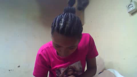 fazila online show from 10/03/25, 07:11