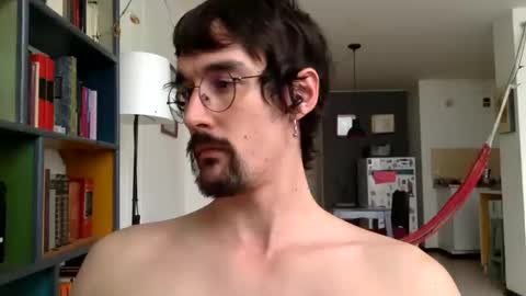 Snapshot of fazzbinderx chatting on 10/26/25, 09:42 fazzbinder online show from 10/26/25, 09:42