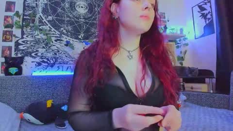 Snapshot of fearlessdiva_x chatting on 11/15/25, 03:37 Diva online show from 11/15/25, 03:37