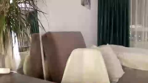 Snapshot of fedariss chatting on 12/17/25, 08:37 Fedariss online show from 12/17/25, 08:37