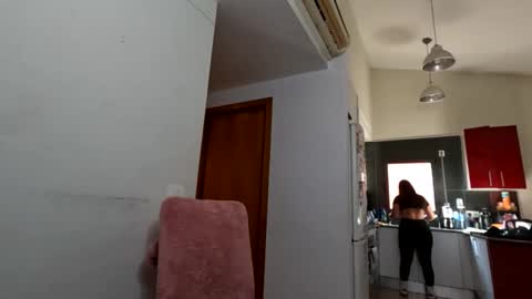 federosario2123 online show from 12/31/24, 01:19