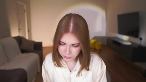 Daniela online show from 05/25/26, 07:03