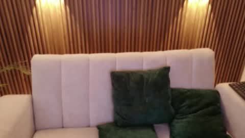 Snapshot of feelina_firesoul chatting on 11/07/25, 06:41 Feelena online show from 11/07/25, 06:41