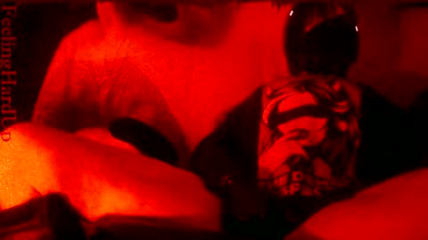 Snapshot of feelinghardup chatting on 02/25/25, 03:31 FeelingHardUp online show from 02/25/25, 03:31