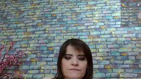 Laura online show from 12/22/24, 10:25