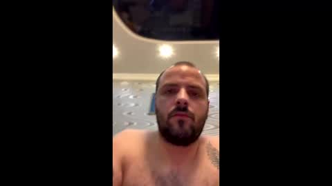 Snapshot of feet_fet chatting on 05/15/26, 04:25 feet_fet online show from 05/15/26, 04:25