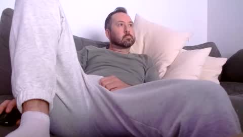 feetnc0ck69 online show from 05/28/26, 03:04