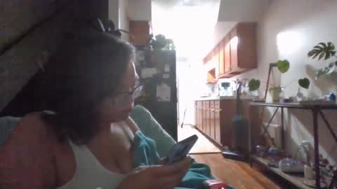 Snapshot of feetnymph chatting on 09/13/25, 03:28 Soley online show from 09/13/25, 03:28