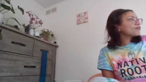 Snapshot of feetnymph chatting on 10/06/25, 05:54 Soley online show from 10/06/25, 05:54