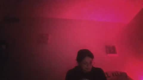 Snapshot of feetnymph chatting on 10/08/25, 12:08 Soley online show from 10/08/25, 12:08