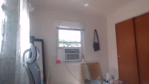 Snapshot of feetnymph chatting on 10/14/25, 03:35 Soley online show from 10/14/25, 03:35