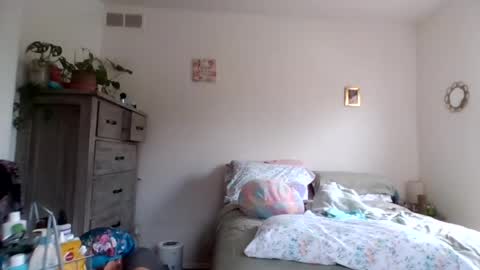 Soley online show from 06/12/26, 03:44