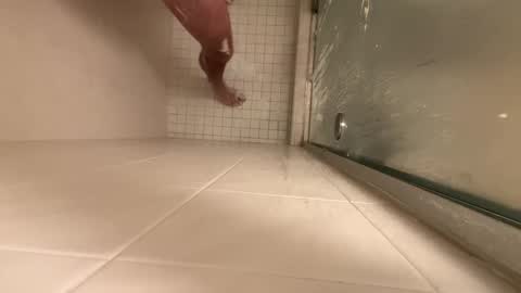 Snapshot of feetomines chatting on 02/16/25, 02:10 FEETOMINES online show from 02/16/25, 02:10