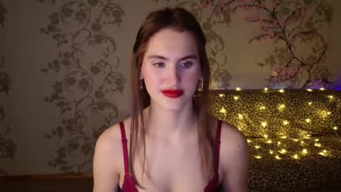 Snapshot of felicia_lav chatting on 03/04/26, 05:41 Frida online show from 03/04/26, 05:41