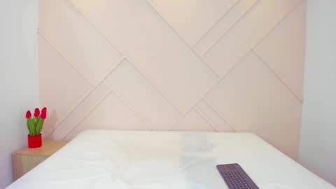 felicia_whitee online show from 10/29/25, 02:08