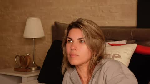 FeliciaKrige online show from 05/24/26, 06:57