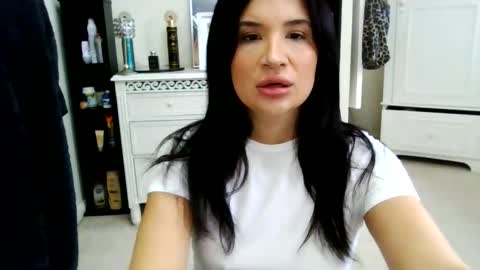 Snapshot of felicitytate5 chatting on 11/24/25, 12:38 felicitytate5 online show from 11/24/25, 12:38