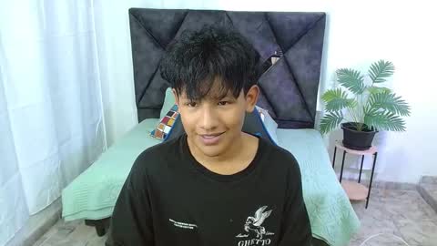 Felix online show from 09/11/25, 08:20