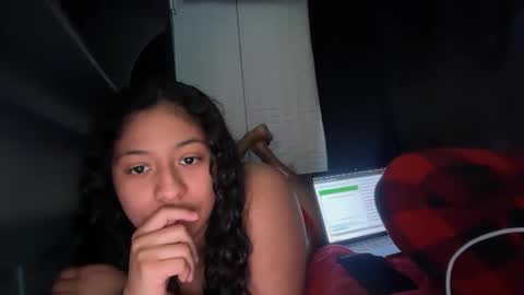 Snapshot of felinasol chatting on 10/26/25, 02:56 FelinaSol online show from 10/26/25, 02:56