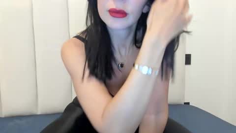 FelineChic online show from 03/01/25, 03:49