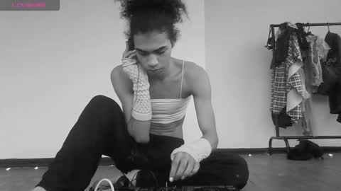 FELINE online show from 10/20/25, 10:49