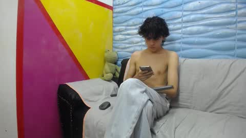Felipe Browns online show from 01/30/25, 01:42