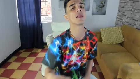 Snapshot of felipe_colinss chatting on 03/26/26, 12:00 felipe colinss online show from 03/26/26, 12:00
