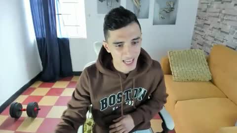 Snapshot of felipe_colinss chatting on 04/17/26, 12:30 felipe colinss online show from 04/17/26, 12:30