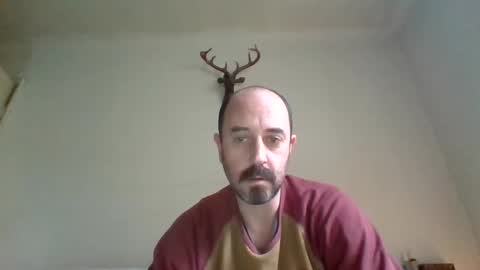 felipesmg2 online show from 06/04/26, 08:26