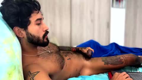 Snapshot of felix_candela chatting on 12/15/24, 03:20 Felix Candela online show from 12/15/24, 03:20