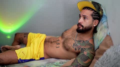 Snapshot of felix_candela chatting on 01/05/25, 02:52 Felix Candela online show from 01/05/25, 02:52