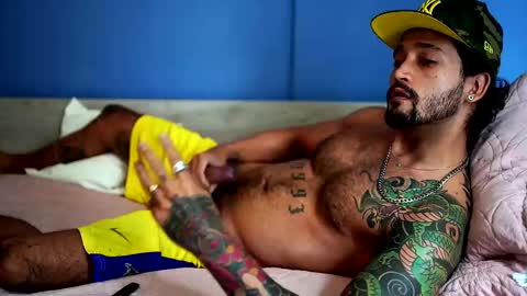 Snapshot of felix_candela chatting on 02/23/25, 02:46 Felix Candela online show from 02/23/25, 02:46