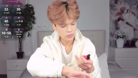 Felix online show from 09/24/25, 04:21