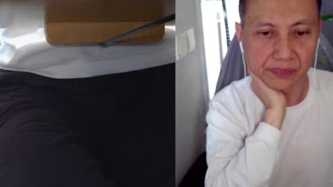 Snapshot of felixlau chatting on 12/04/24, 02:20 felixlau online show from 12/04/24, 02:20