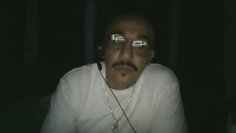 felixrlarios25 online show from 05/03/26, 03:34