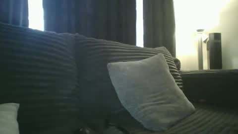 felixrlarios25 online show from 05/30/26, 12:30