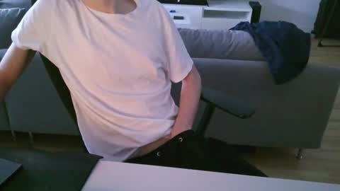 Snapshot of felixsagg chatting on 06/11/26, 12:36 felixsagg online show from 06/11/26, 12:36