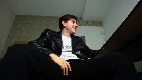 FelixStark online show from 10/12/25, 04:44