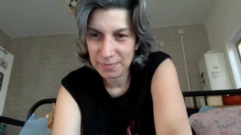 Fell4M online show from 05/18/26, 04:24