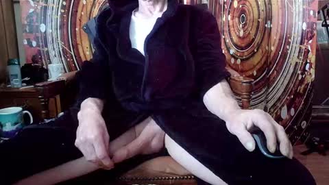 Snapshot of fellatioauto chatting on 02/09/25, 10:11 hungnsexy online show from 02/09/25, 10:11