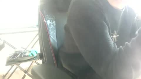 Snapshot of fem_alice_louis_dom chatting on 09/28/25, 11:26 fem_alice_louis_dom online show from 09/28/25, 11:26