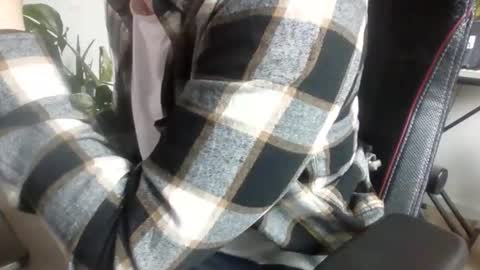 Snapshot of fem_alice_louis_dom chatting on 10/07/25, 12:35 fem_alice_louis_dom online show from 10/07/25, 12:35