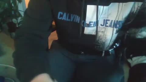 Snapshot of fem_alice_louis_dom chatting on 10/21/25, 04:30 fem_alice_louis_dom online show from 10/21/25, 04:30