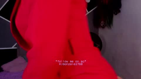 Snapshot of fem_boy6 chatting on 11/24/25, 10:04 fem_boy6 online show from 11/24/25, 10:04