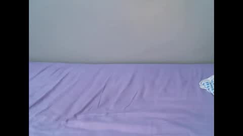 Snapshot of femaqueen chatting on 11/20/25, 07:08 Navil online show from 11/20/25, 07:08