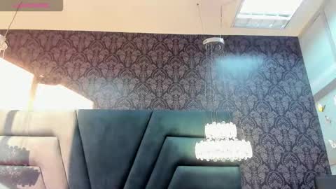 Femboy Max online show from 11/22/25, 11:53